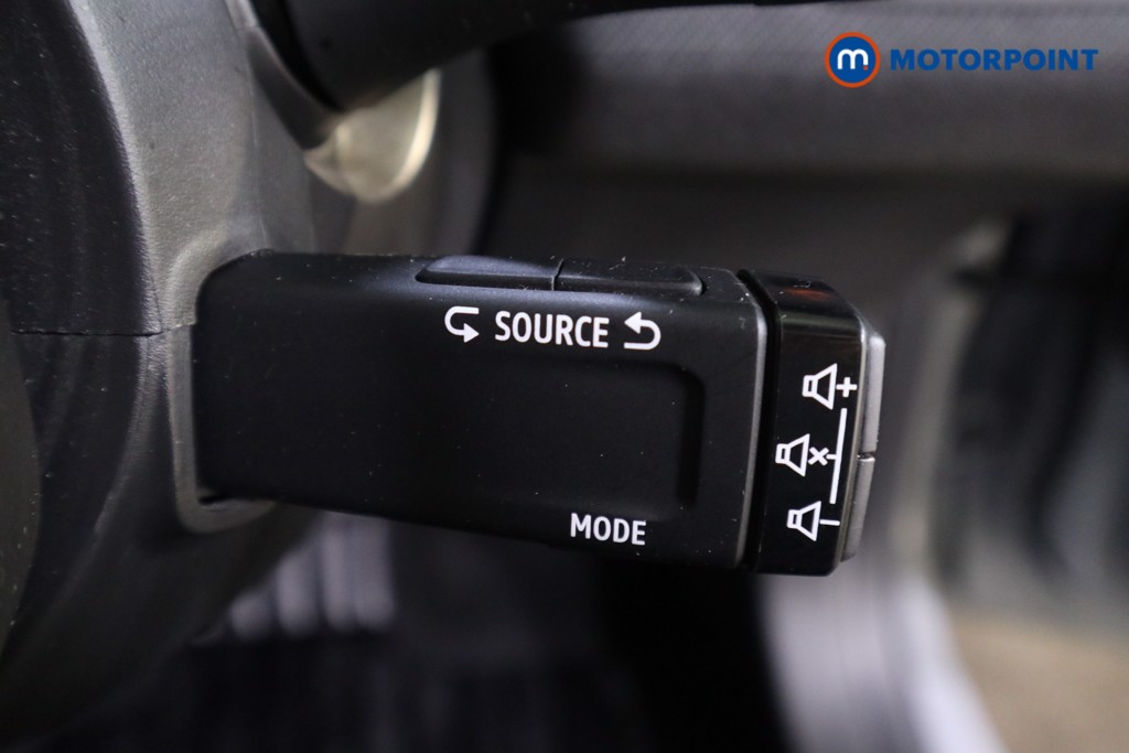 Used Renault Clio 2024 for sale - 77804710: Photo 21