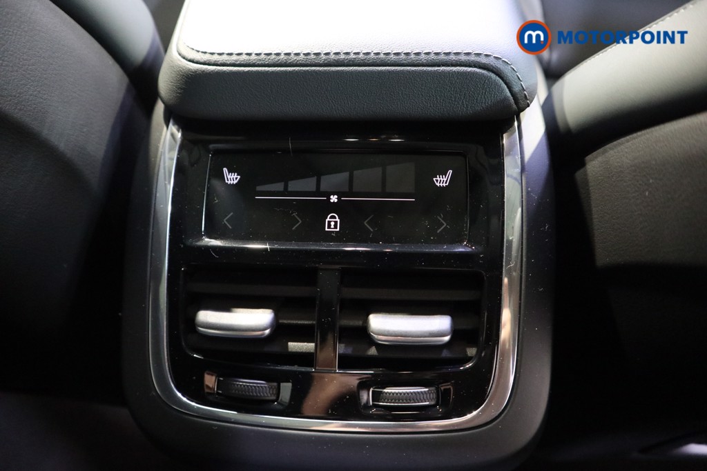 Used Volvo XC60 2021 for sale - 77435777: Photo 25