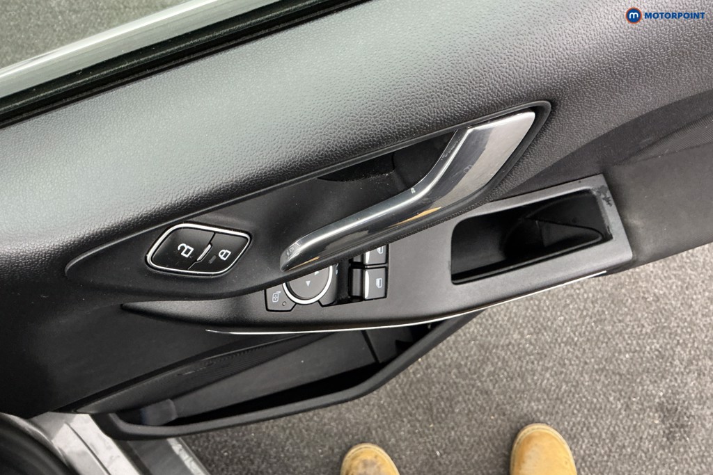 Used Ford Fiesta 2018 for sale - 77023706: Photo 29