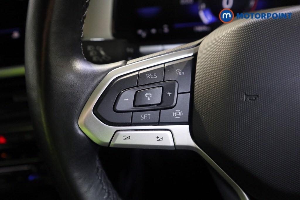 Used Volkswagen T-Roc 2023 for sale - 77842602: Photo 11