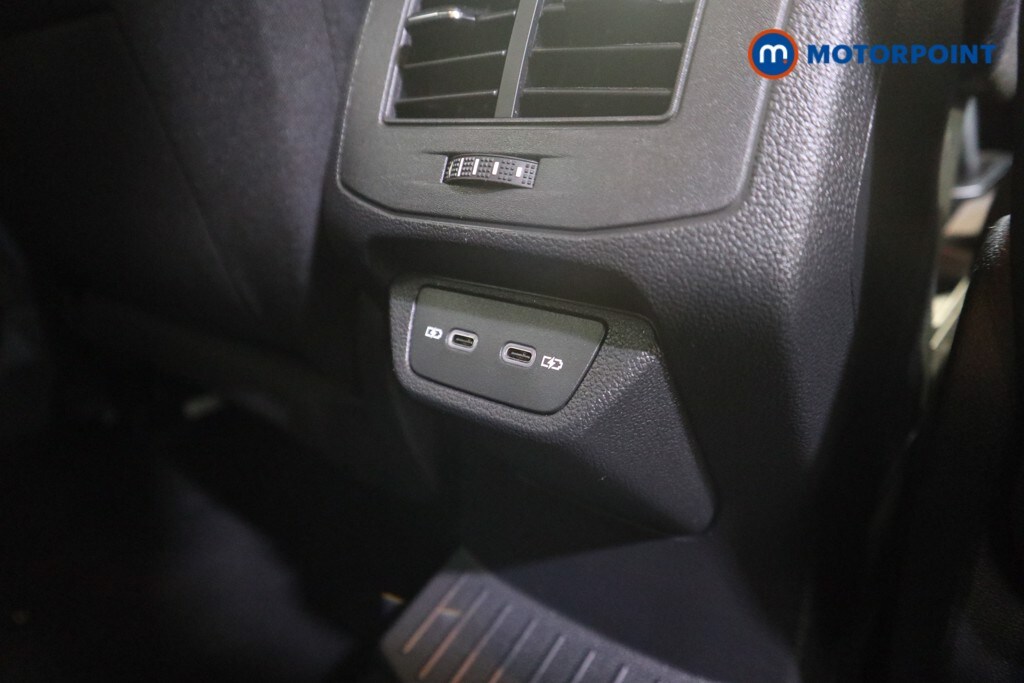 Used Volkswagen T-Roc 2023 for sale - 77842602: Photo 23