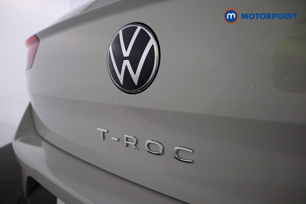 Used Volkswagen T-Roc 2023 for sale - 77842602: Photo 33