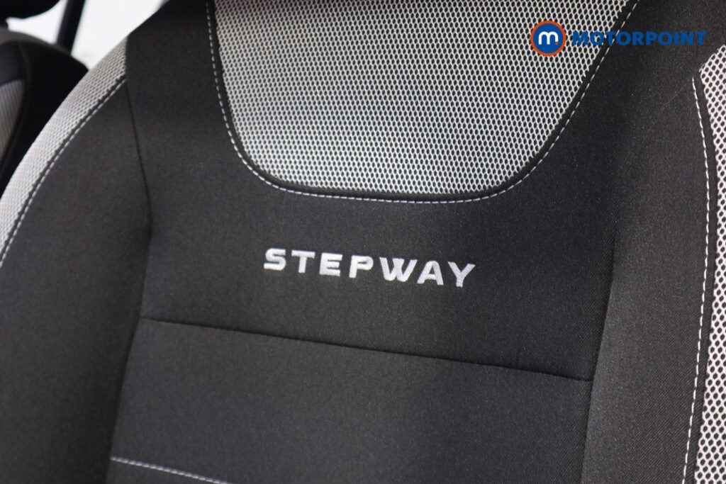 Used Dacia Sandero Stepway 2021 for sale - 77653898: Photo 28