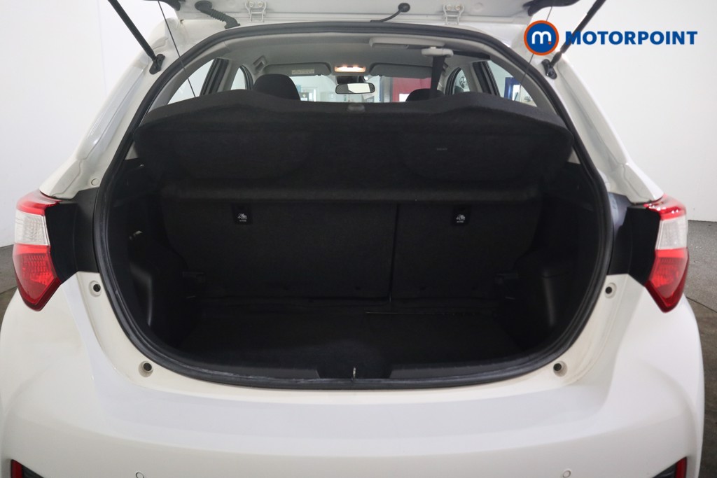 Used Toyota Yaris 2019 for sale - 78028888: Photo 27