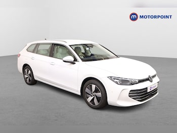 Volkswagen - Passat