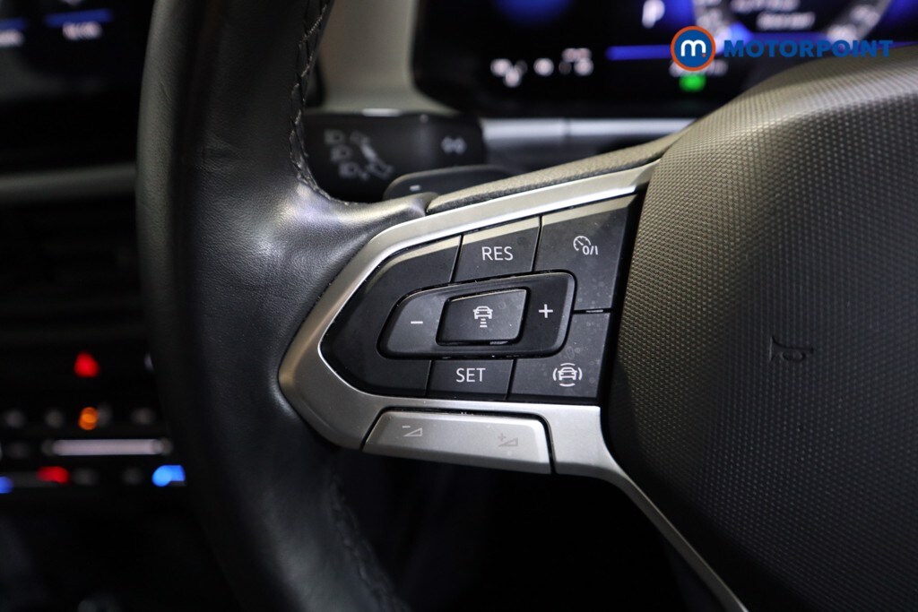 Used Volkswagen T-Roc 2023 for sale - 77364656: Photo 11