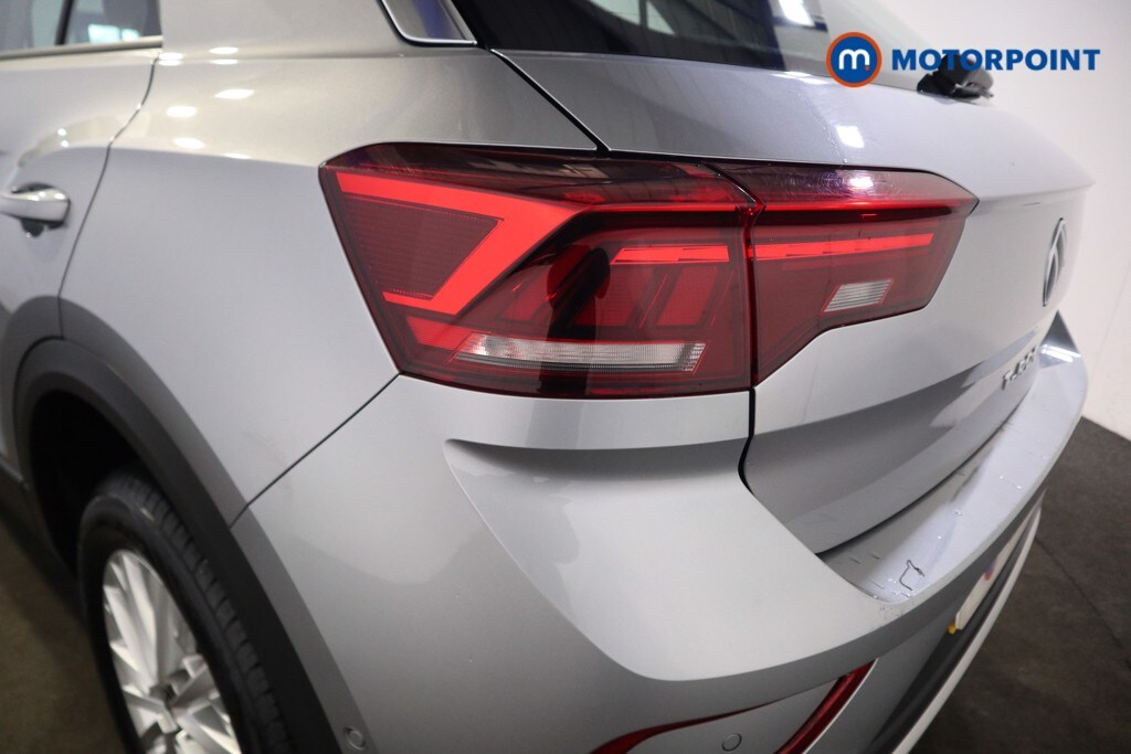 Used Volkswagen T-Roc 2023 for sale - 77364656: Photo 31