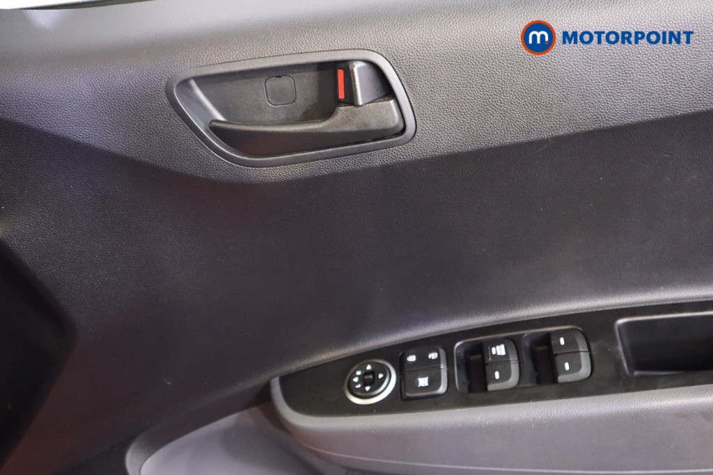 Used Hyundai i10 2019 for sale - 77312813: Photo 15