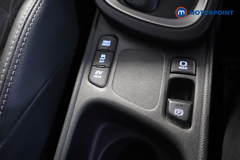 Used Toyota Yaris Cross 2024 for sale - 78015572: Photo 18