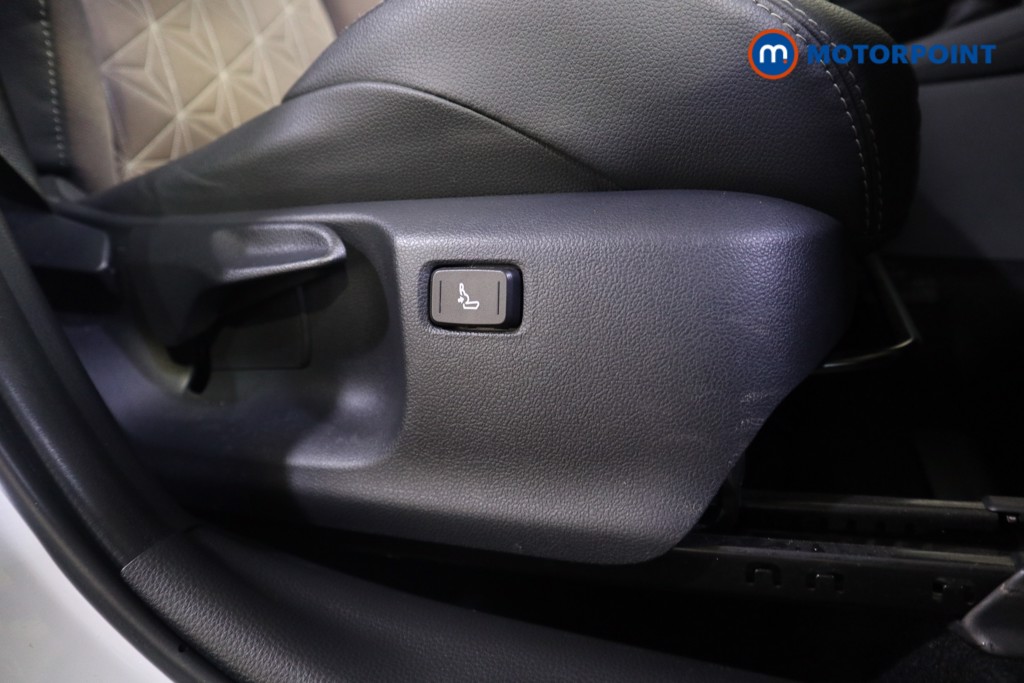 Used Toyota Yaris Cross 2024 for sale - 78015572: Photo 24