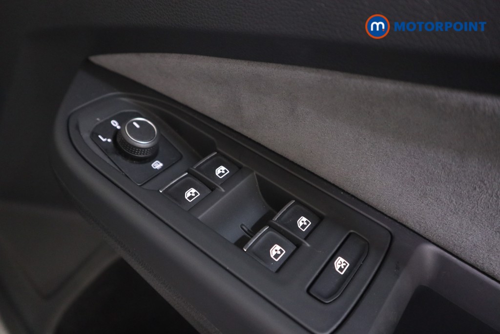 Used Volkswagen Golf 2020 for sale - 76641225: Photo 20