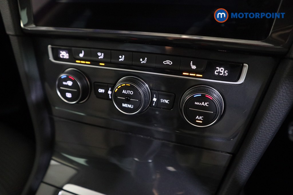 Used Volkswagen Golf 2019 for sale - 77138656: Photo 15