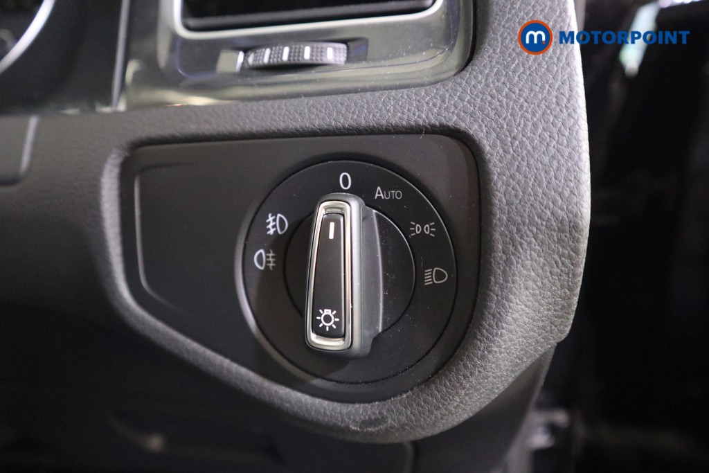 Used Volkswagen Golf 2019 for sale - 77138656: Photo 18