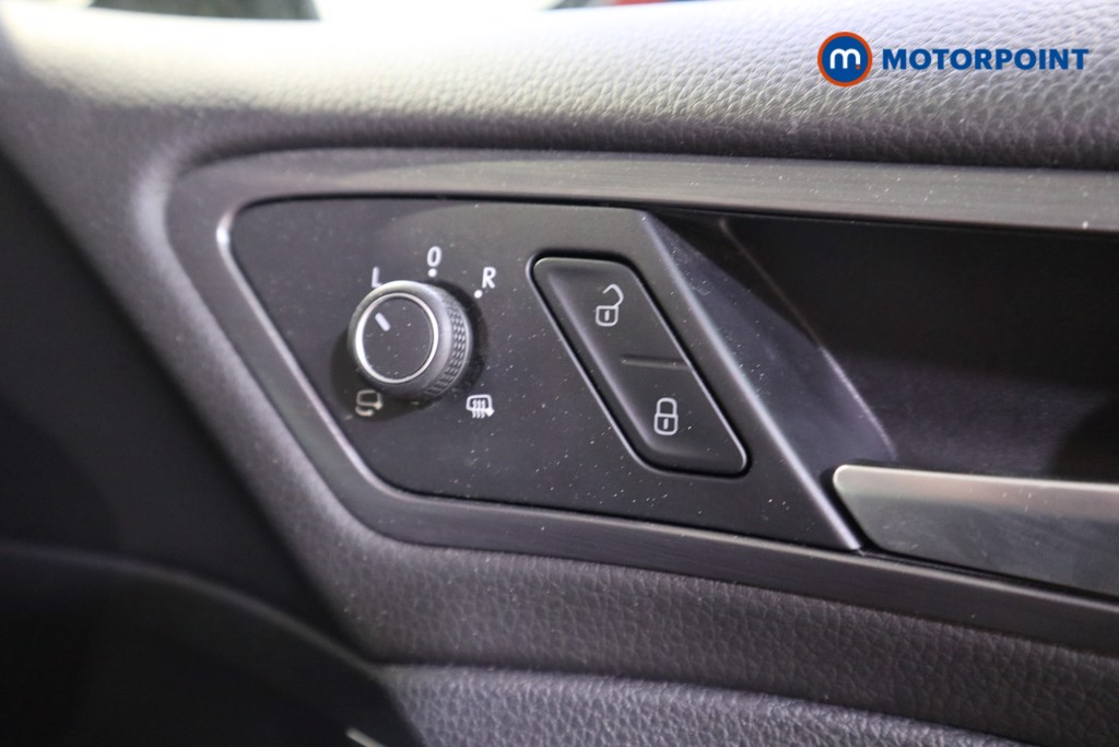 Used Volkswagen Golf 2019 for sale - 77138656: Photo 19