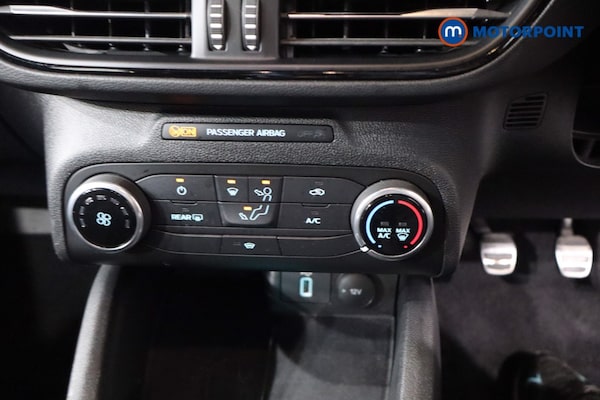 Used Ford Focus 2020 for sale - 76230135: Photo 24