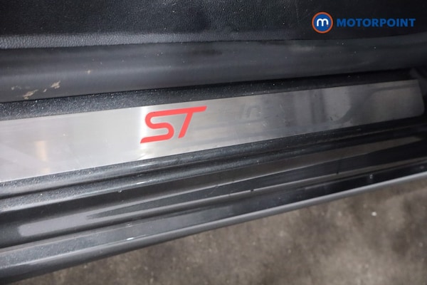 Used Ford Focus 2020 for sale - 76230135: Photo 29