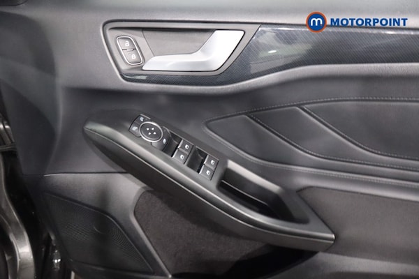 Used Ford Focus 2020 for sale - 76230135: Photo 30