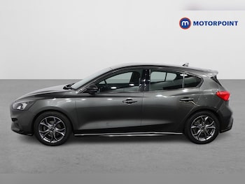 Used Ford Focus 2020 for sale - 76230135: Photo 4