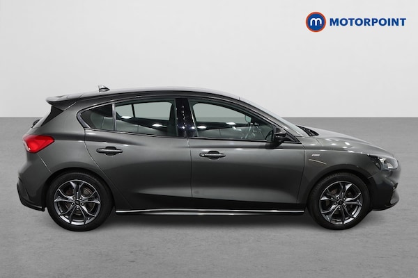 Used Ford Focus 2020 for sale - 76230135: Photo 8
