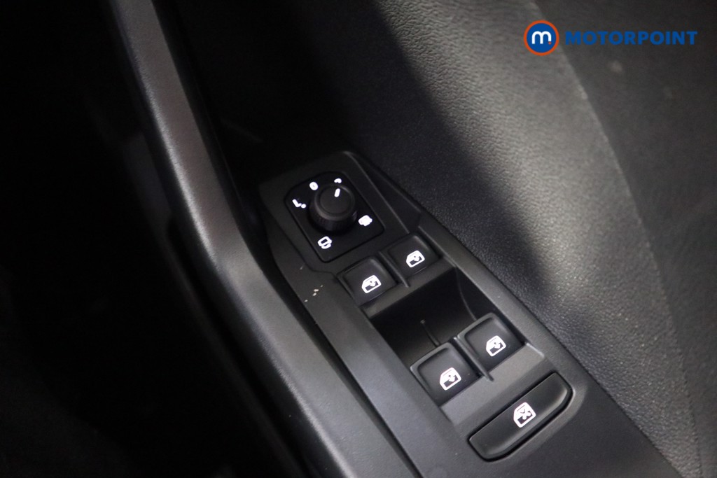 Used Volkswagen T-Cross 2023 for sale - 76162358: Photo 14