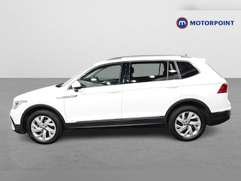 Used Volkswagen Tiguan Allspace 2024 for sale - 77620220: Photo