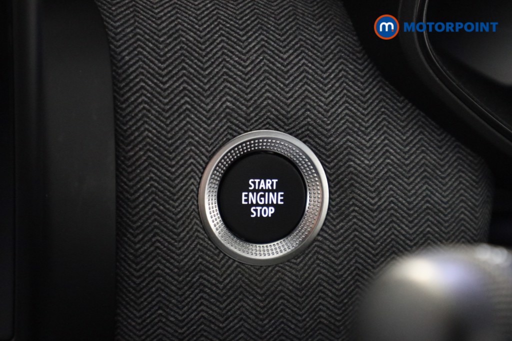 Used Renault Clio 2024 for sale - 76949301: Photo 14