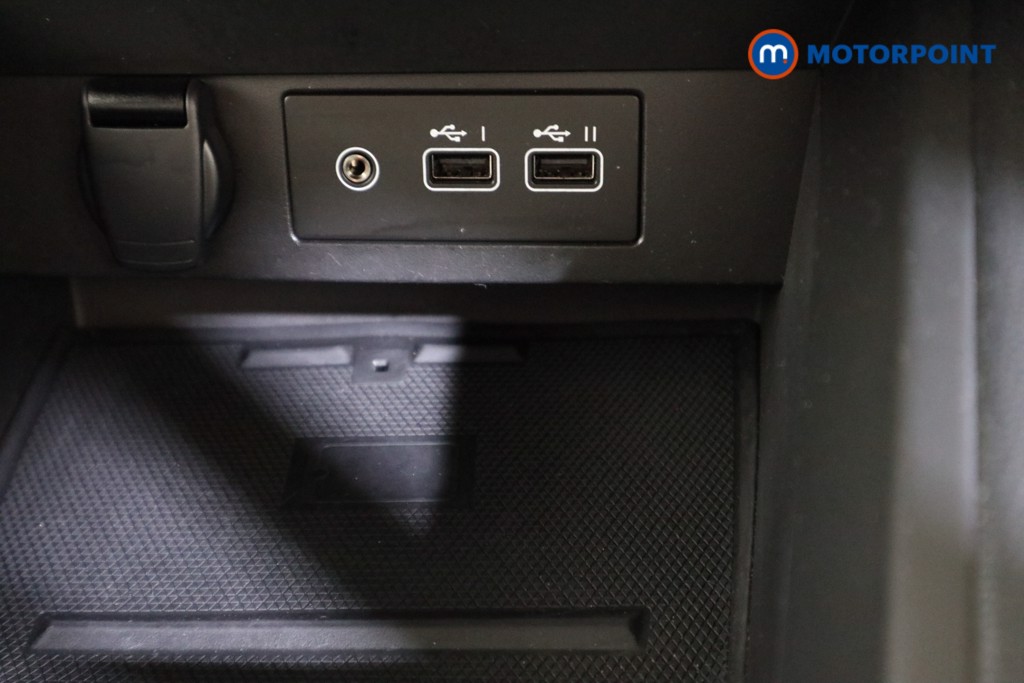 Used Renault Clio 2024 for sale - 76949301: Photo 17