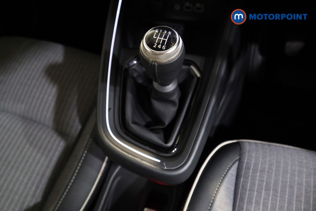 Used Renault Clio 2024 for sale - 76949301: Photo 19