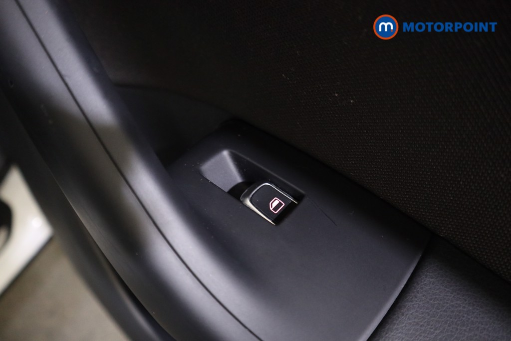 Used Audi Q3 2017 for sale - 77117575: Photo 25