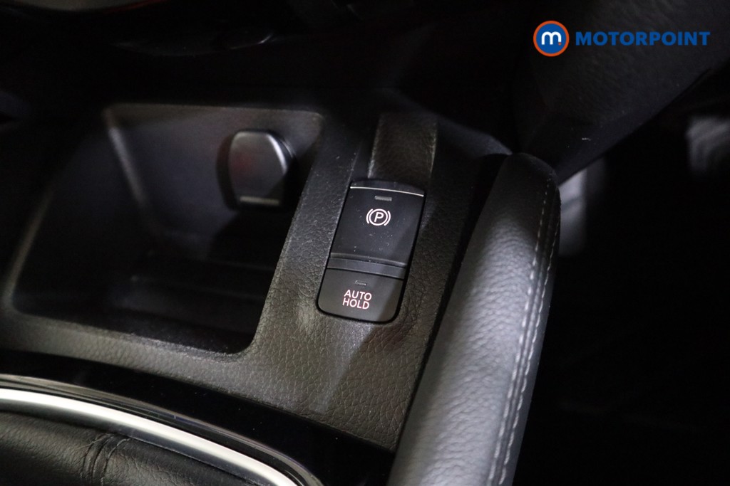 Used Nissan Qashqai 2018 for sale - 77490281: Photo 17