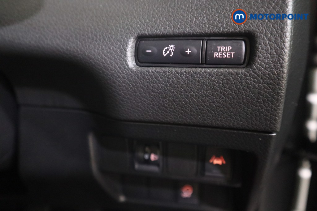 Used Nissan Qashqai 2018 for sale - 77490281: Photo 19