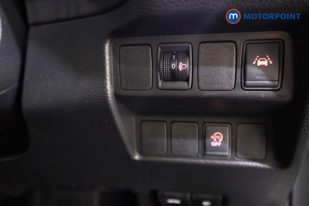 Used Nissan Qashqai 2018 for sale - 77490281: Photo 20