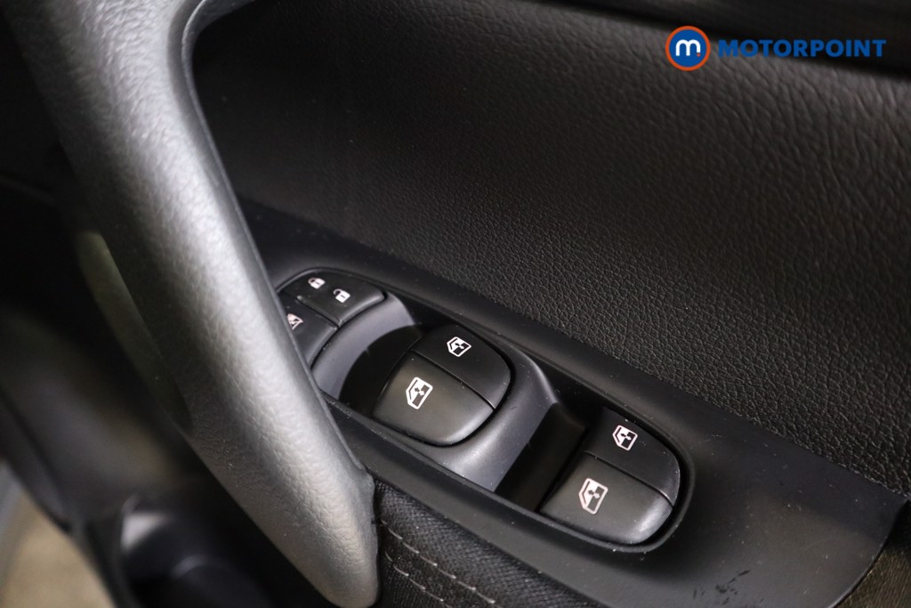 Used Nissan Qashqai 2018 for sale - 77490281: Photo 22