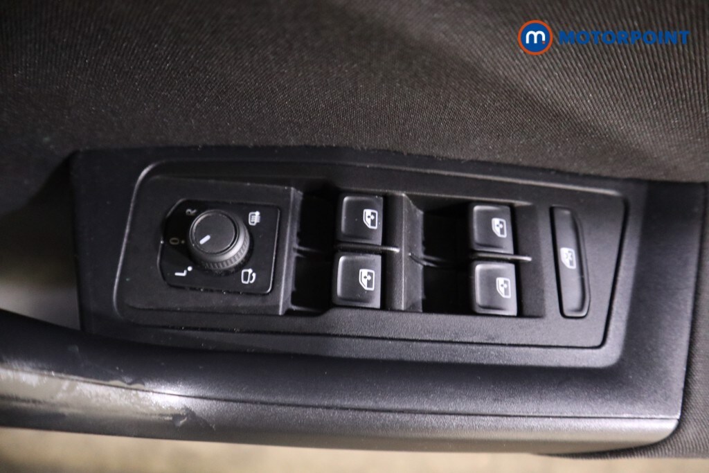 Used Volkswagen T-Roc for sale - 77743828: Photo 23