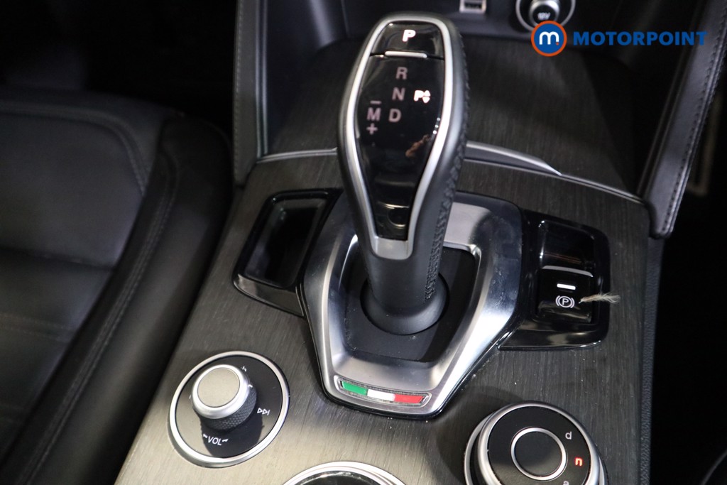Used Alfa Romeo Stelvio 2021 for sale - 77490390: Photo 22
