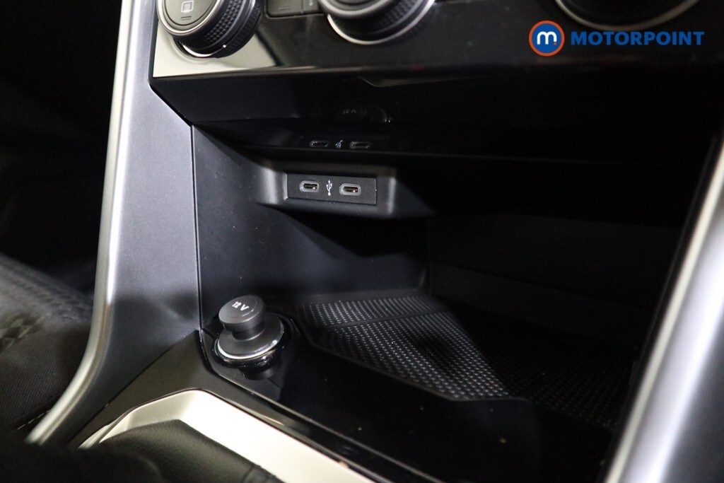 Used Volkswagen T-Roc 2022 for sale - 77741280: Photo 16