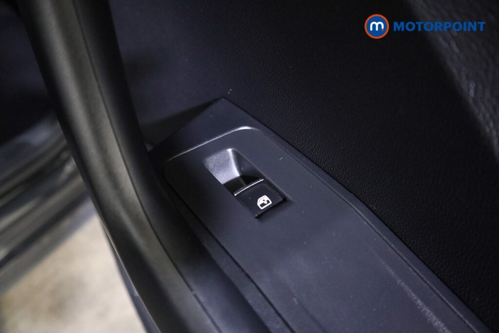 Used Volkswagen T-Roc 2022 for sale - 77741280: Photo 29