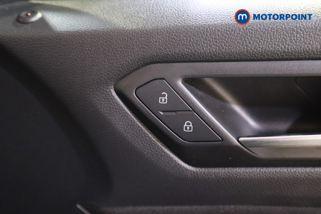 Used Volkswagen T-Roc 2023 for sale - 77984402: Photo 10