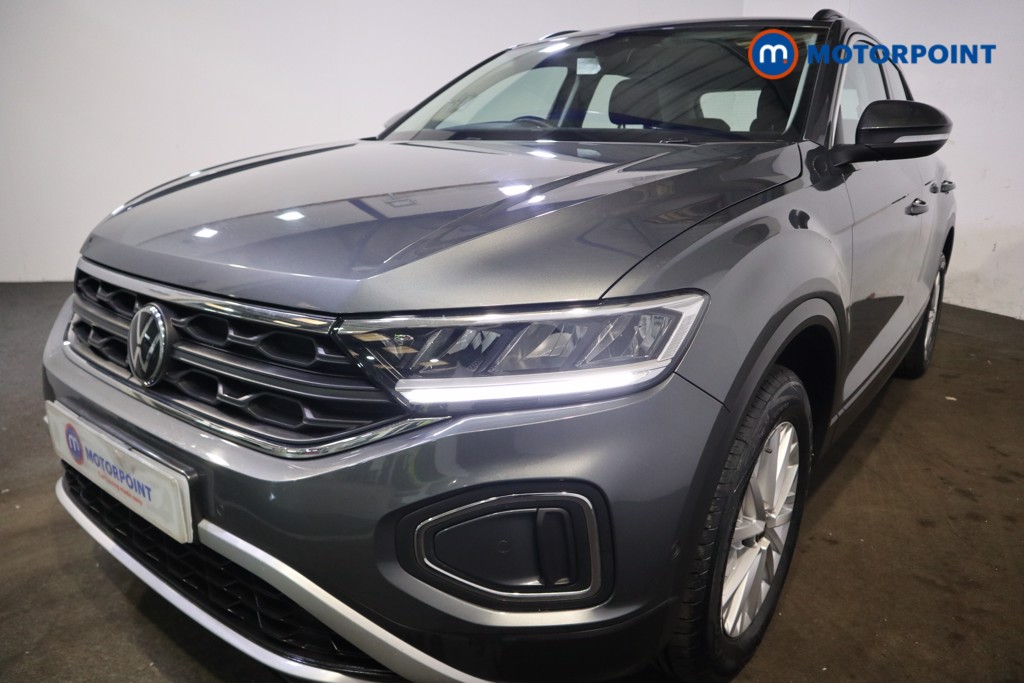 Used Volkswagen T-Roc 2023 for sale - 77984402: Photo 32