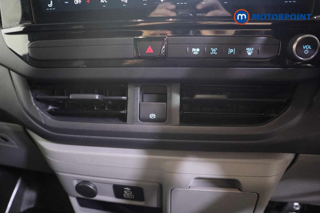 Used Ford Transit Custom 2024 for sale - 76114712: Photo 11