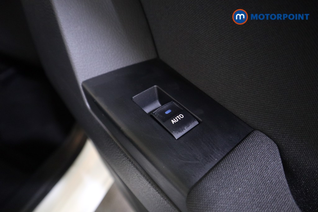 Used Toyota Auris 2018 for sale - 76491348: Photo 14