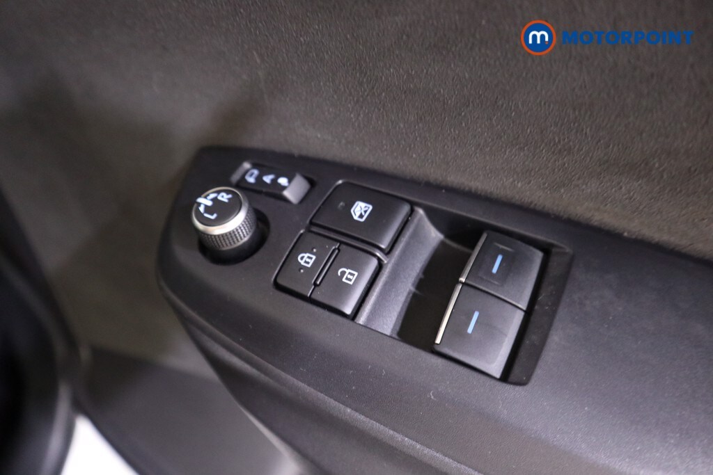 Used Toyota Yaris 2021 for sale - 76322702: Photo 20