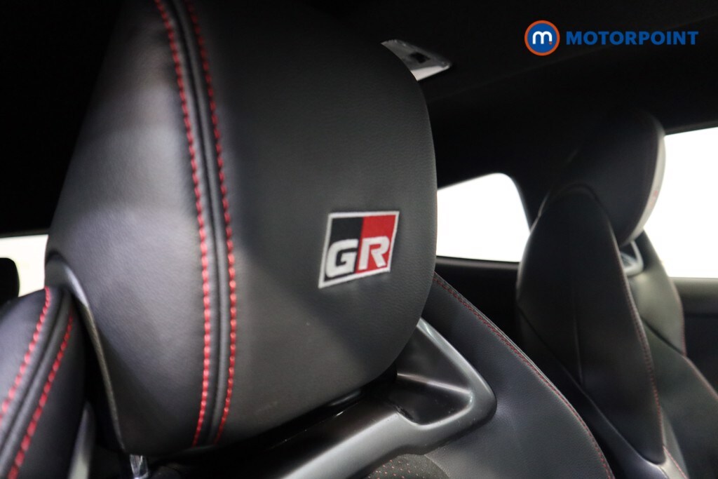 Used Toyota Yaris 2021 for sale - 76322702: Photo 22