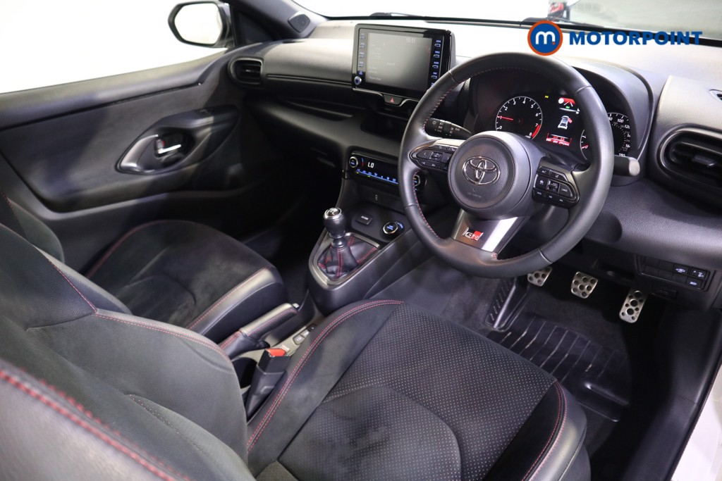 Used Toyota Yaris 2021 for sale - 76322702: Photo 9