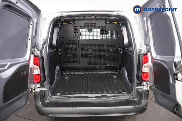 Used Citroen Berlingo 2025 for sale - 76118038: Photo 23