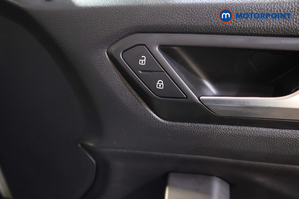 Used Volkswagen T-Roc 2022 for sale - 77404058: Photo 21