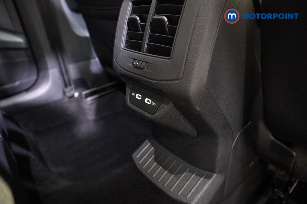 Used Volkswagen T-Roc 2022 for sale - 77404058: Photo 28