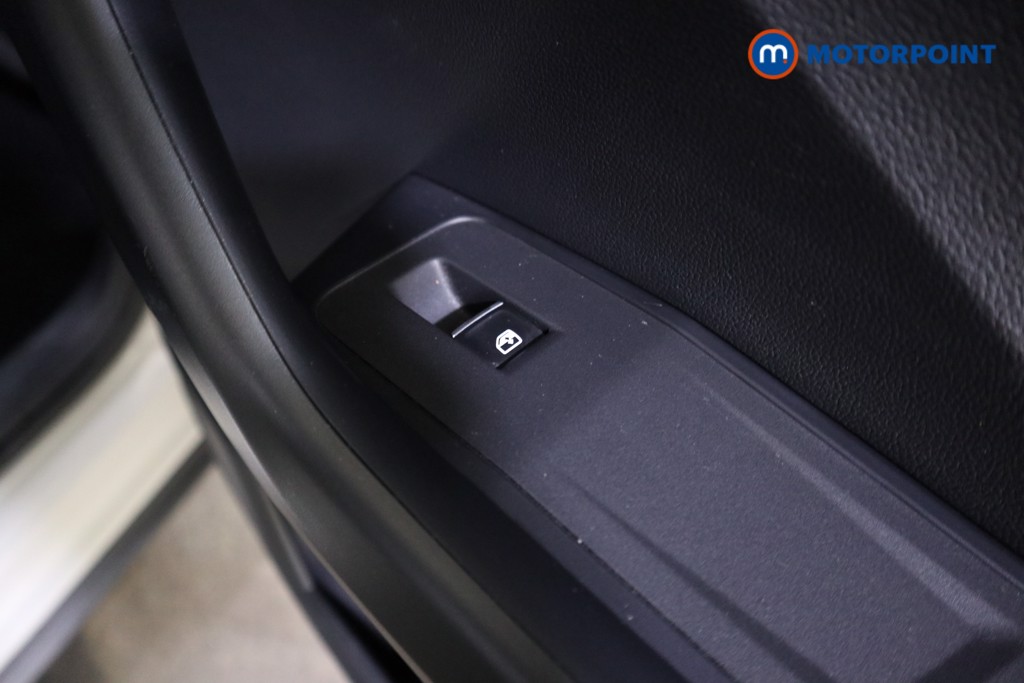 Used Volkswagen T-Roc 2022 for sale - 77404058: Photo 29