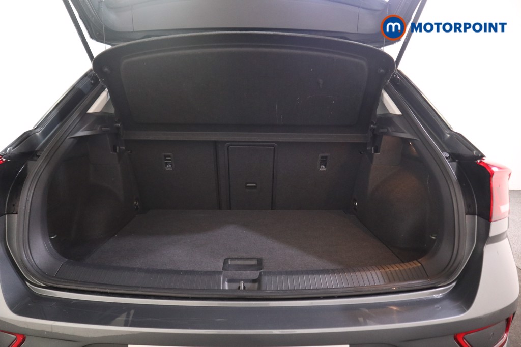 Used Volkswagen T-Roc 2023 for sale - 76542476: Photo 17