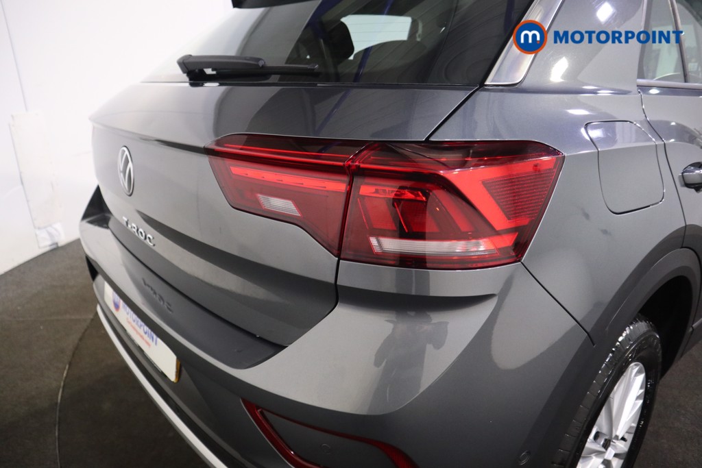 Used Volkswagen T-Roc 2023 for sale - 76542476: Photo 20